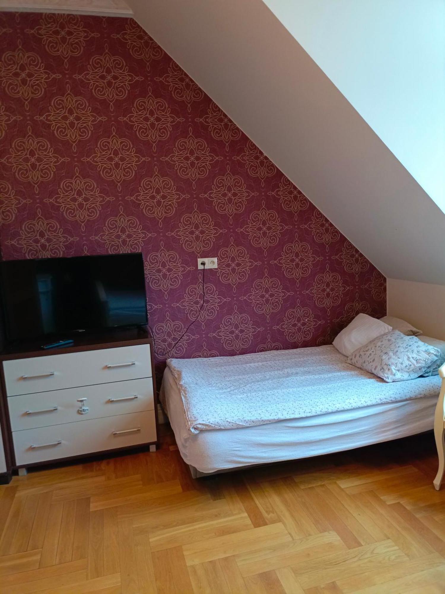 Dwor Pod Rozami Bed & Breakfast Smolec Room photo